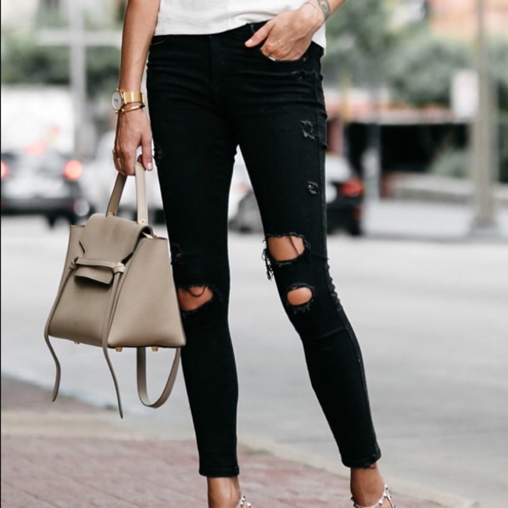 Black Zara skinny jeans with lace detail